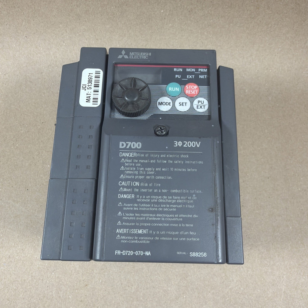 TESTED🔥 Mitsubishi FR-D720-100-NA Inverter VFD Drive 2.2kW 3HP 3-Phase