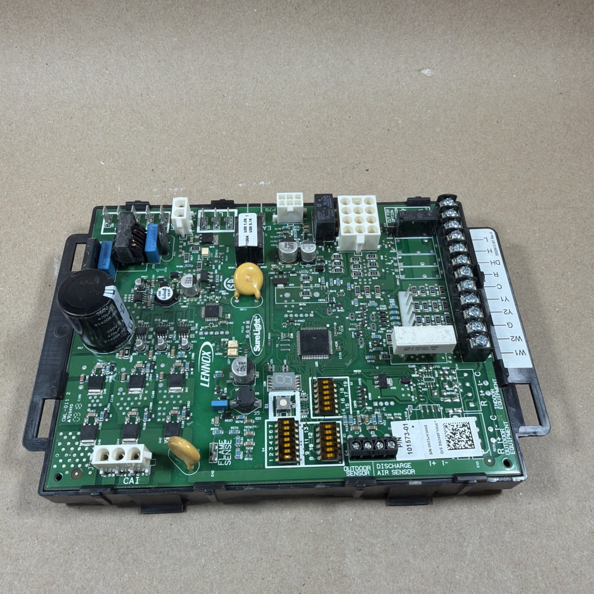 🔥🔥 LENNOX Furnace Control Circuit Board Surelight 101573-01 S9240F1004
