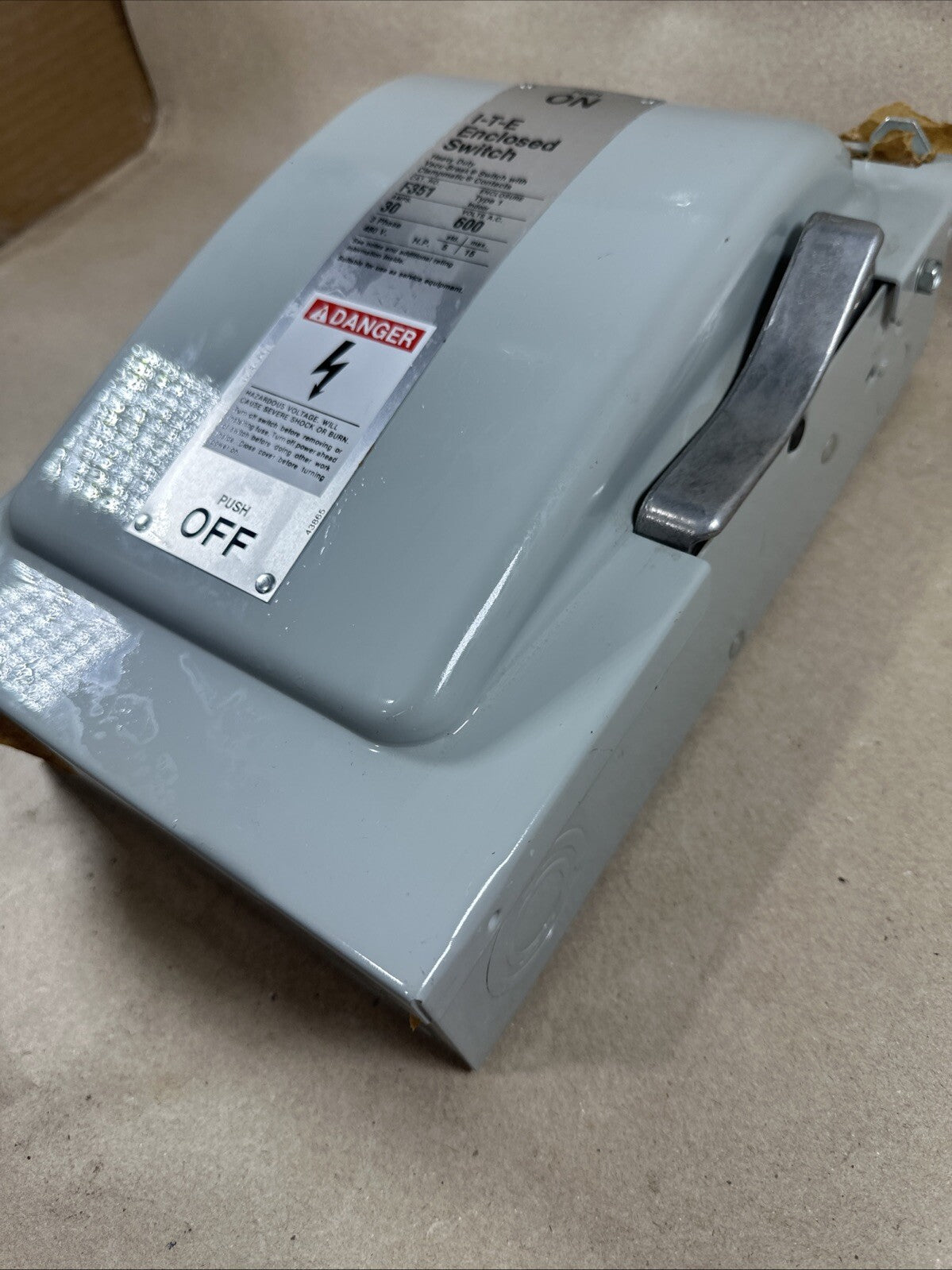 NEW!!!   Siemens F351 ITE Heavy Duty Enclosed Switch New. Electric