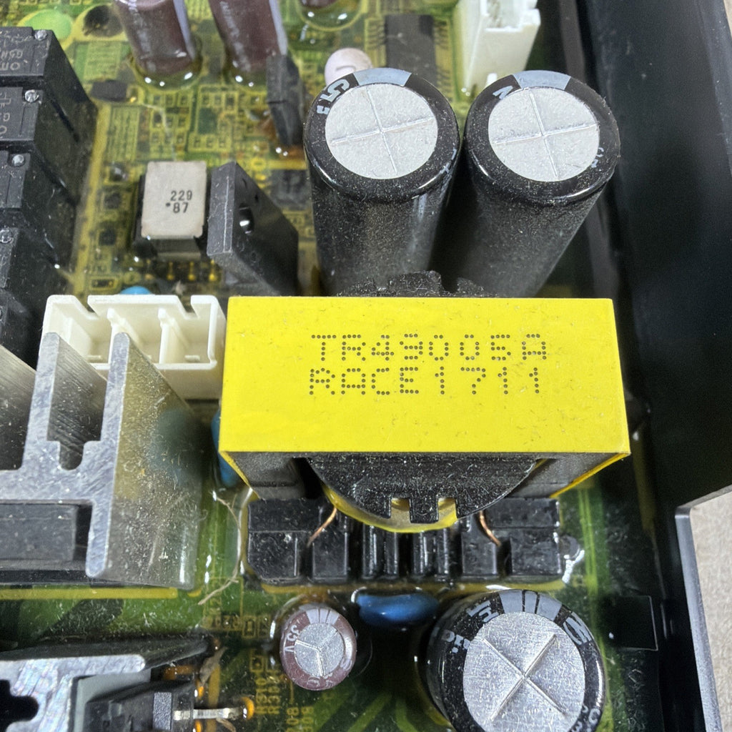 🔥🔥 TR49005A RACE 1711  Main Control Board AT.H3- DV0S7