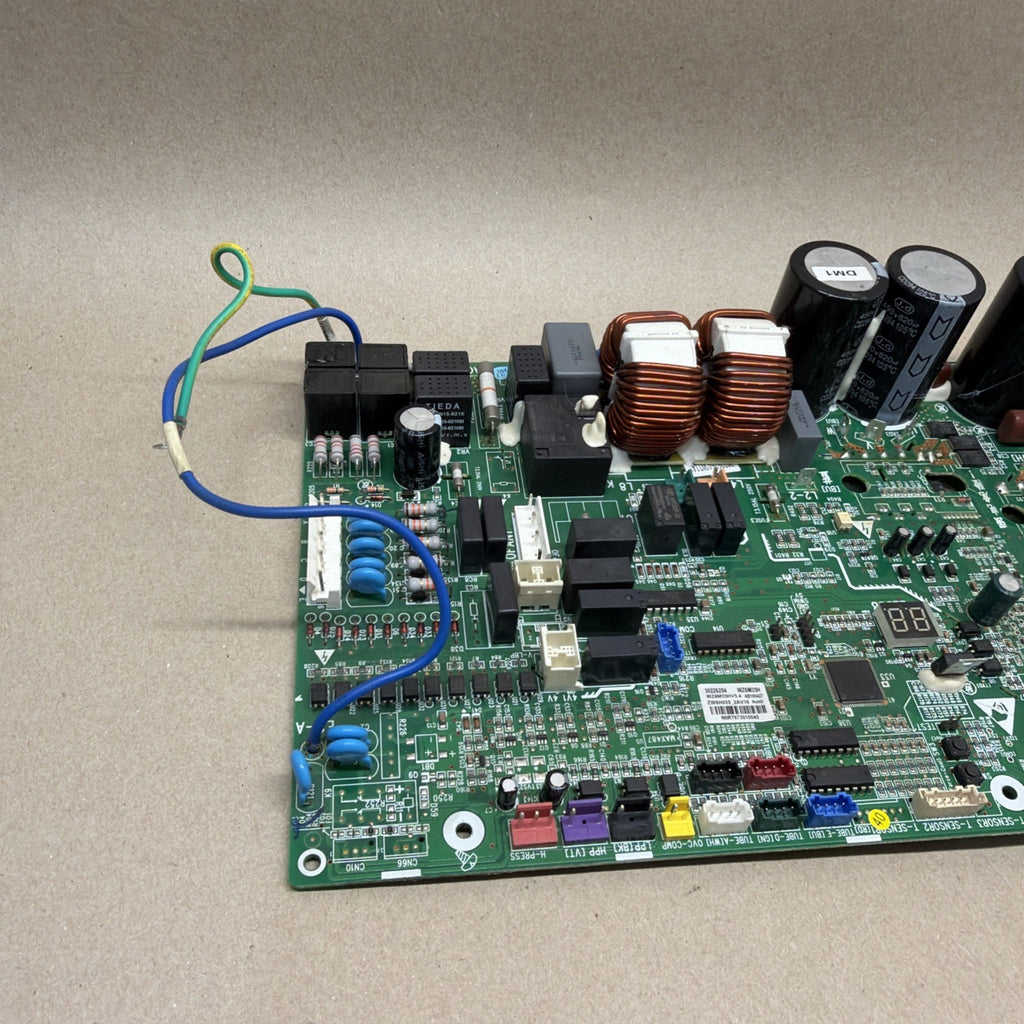 30226254 Central air conditioning outdoor unit motherboard Gree WZ6M35HV5.4