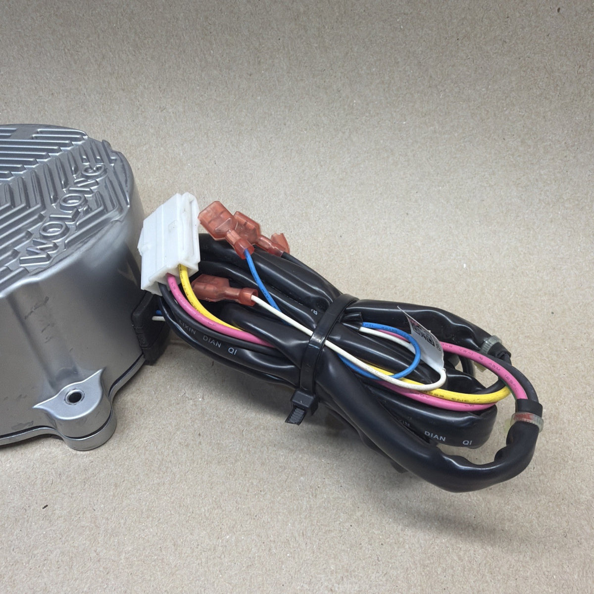 ✅ York ZWB4710L03A, EMR421013001SE, 6218196, S1-02442226000, Condenser Fan Motor