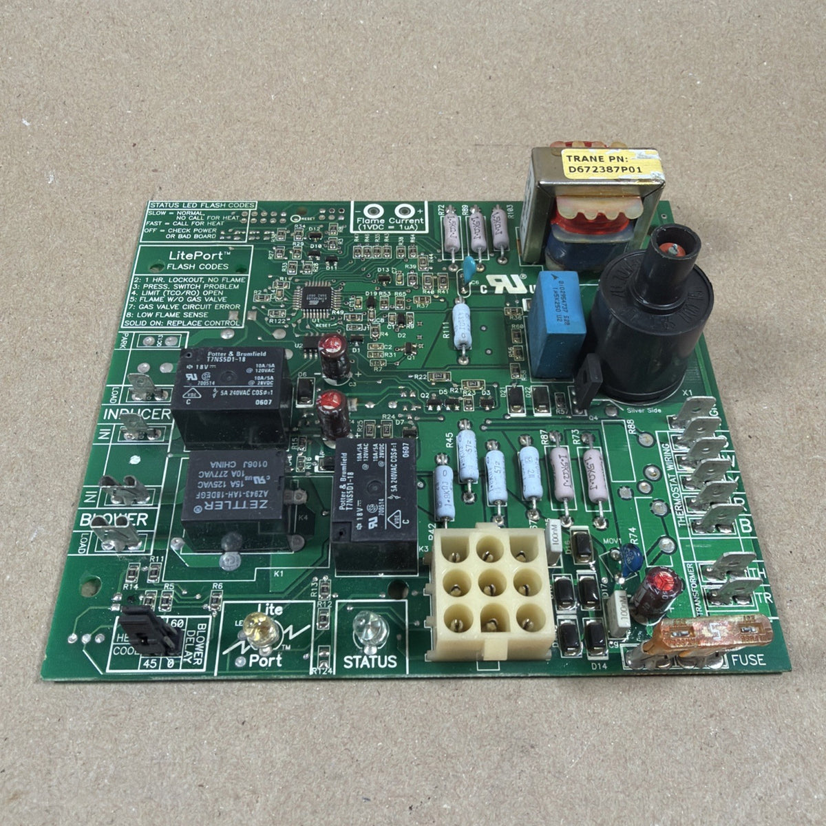 TESTED🔥 TRANE D672387P01 Furnace Control Circuit Board