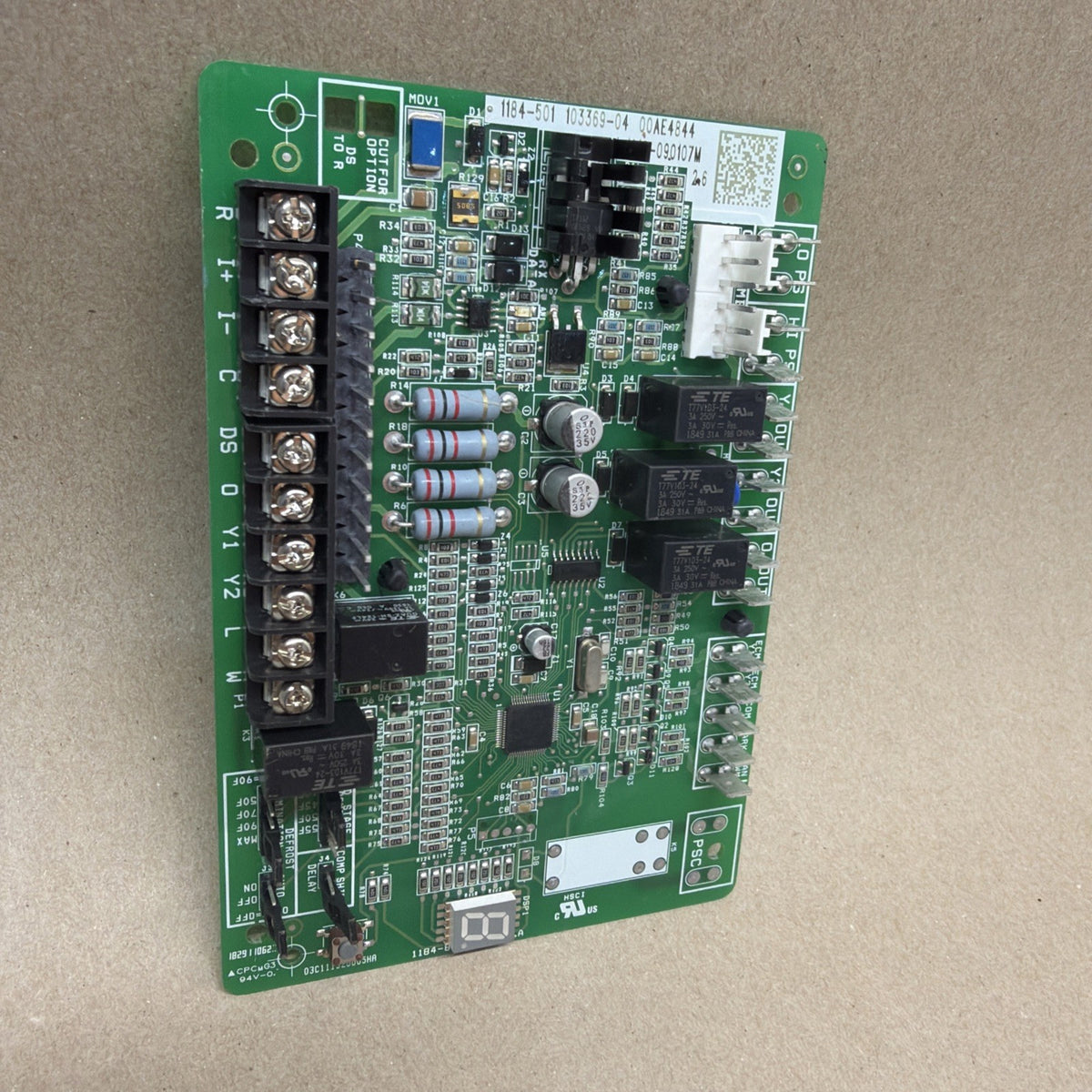 TESTED🔥 LENNOX 1184-83-501  1184-501   103369-04 Heat Pump Control Board 10T56