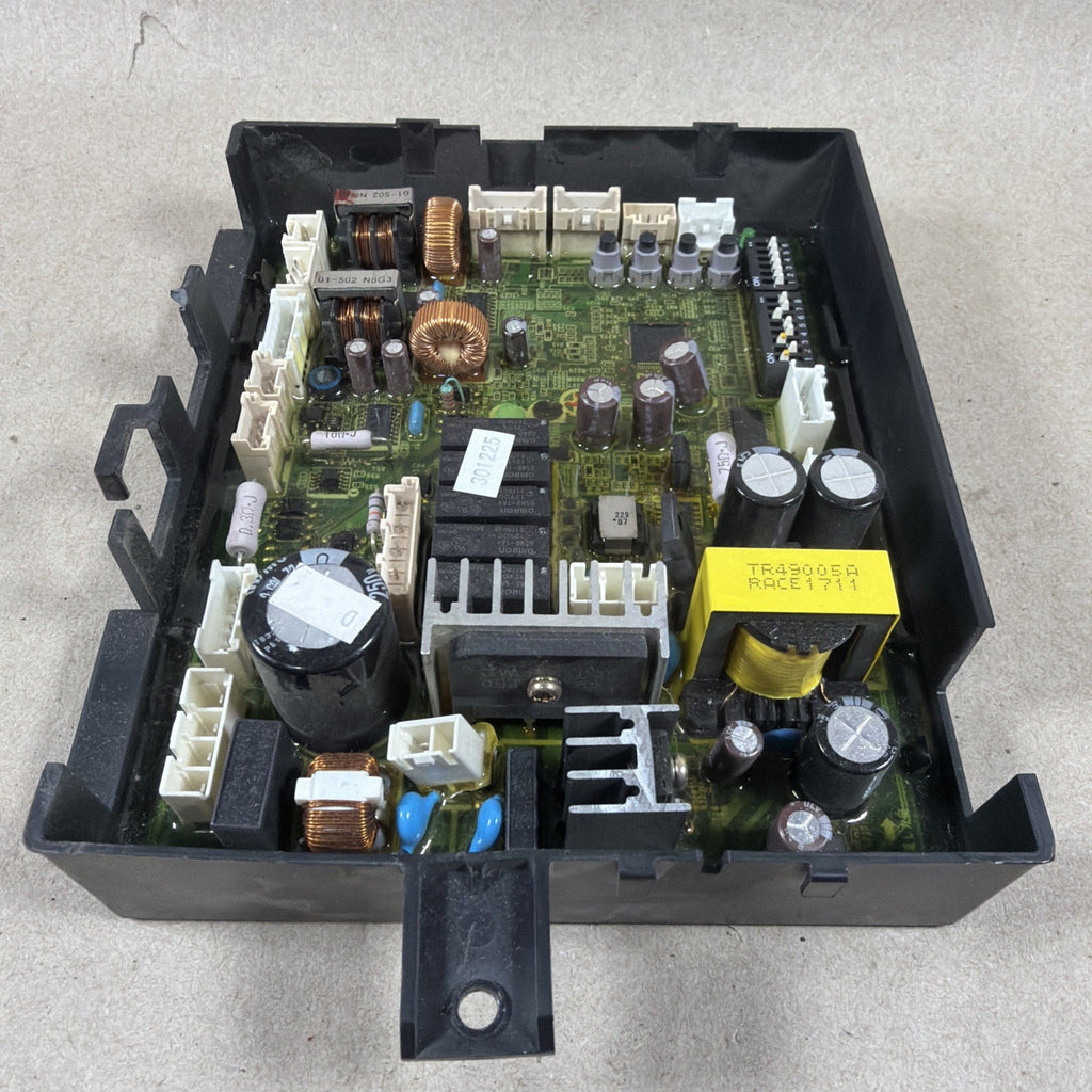 🔥🔥 TR49005A RACE 1711  Main Control Board AT.H3- DV0S7