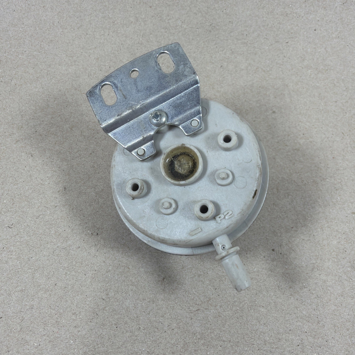 🔥🔥. Pressure Switch |  IS20305-5709. Honeywell  M-1428.  0.55” WC PF. (Bin C)