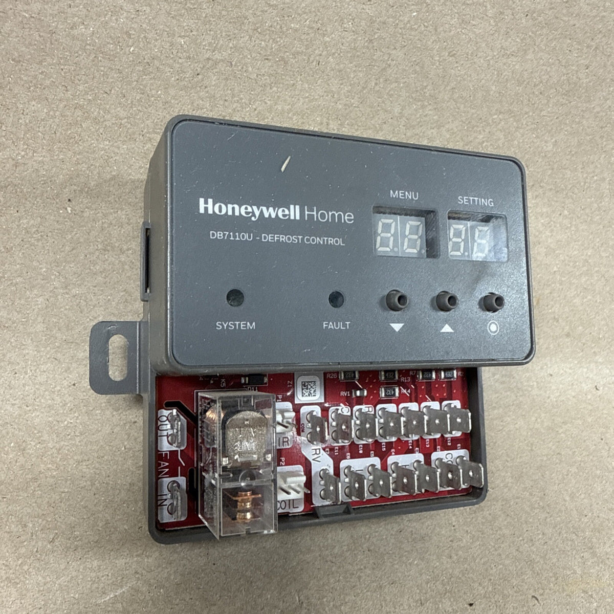 TESTED! HONEYWELL UNIVERSAL HEAT PUMP DEFROST CONTROL BOARD DB7110U1000 (G8)