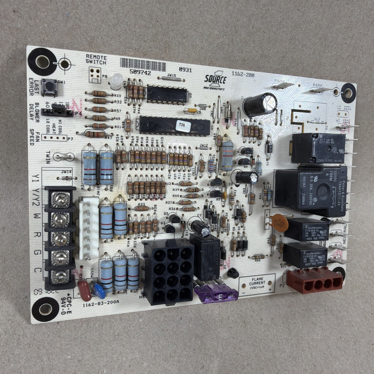 🔥🔥 Honeywell 1162-200 Furnace Control Circuit Board 509742 1162-83-200A