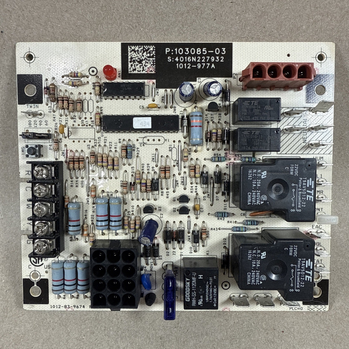 🔥 1012-83-9674 Honeywell Lennox PN 103085-03 Furnace Control Circuit Board (X
