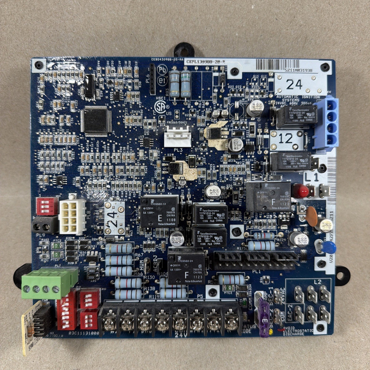 CEBD430988-05-RA HK42FZ044 CEPL130988-20-B OEM control board Carrier Furnace B26