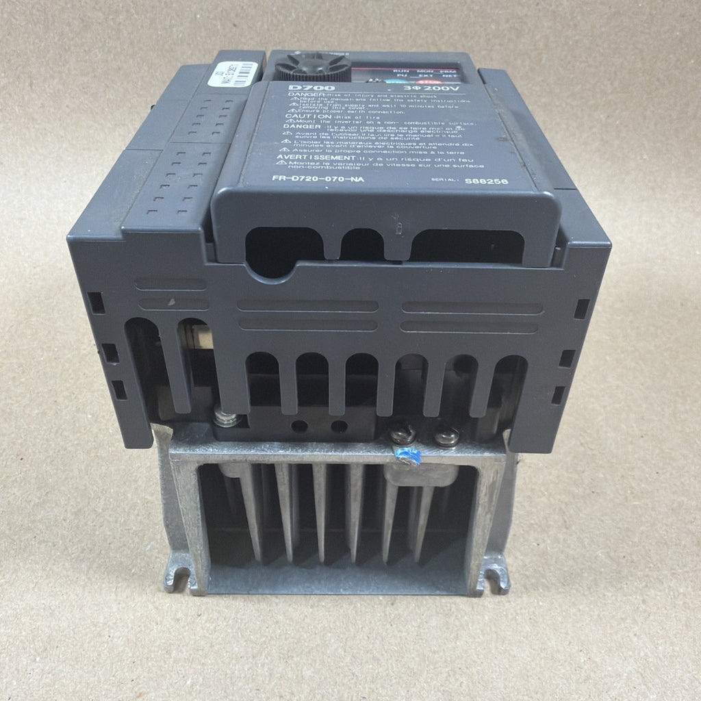 TESTED🔥 Mitsubishi FR-D720-100-NA Inverter VFD Drive 2.2kW 3HP 3-Phase