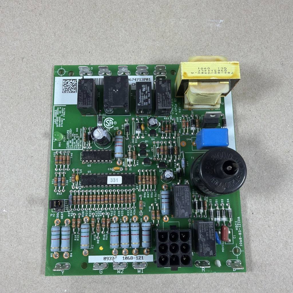 TESTED🔥 1068-83-1211A Trane Circuit control board. D674713P01.    CNT05135